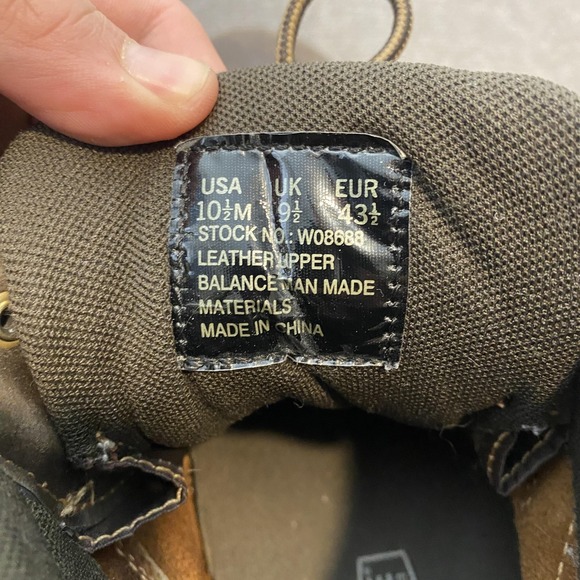 Wolverine Work Boots Mens Size 10.5 Brown Leather Slip Oil Resistant W08688 - Picture 6 of 12